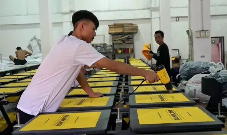 <p>Rasio Kewirausahaan Indonesia Turun Ke 3,35%</p>