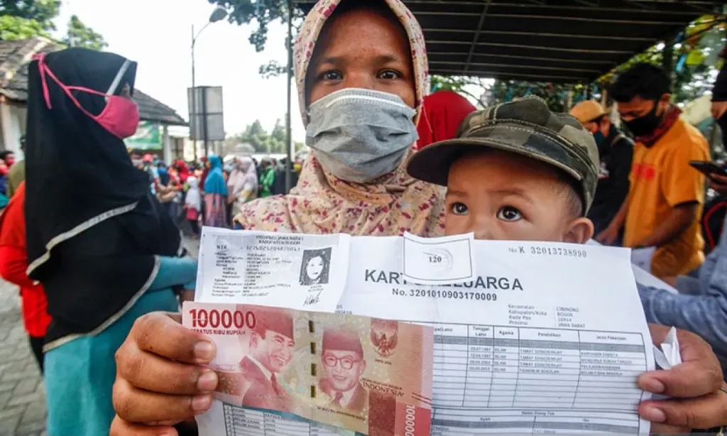 <p>Masuk KK ASN, TNI/ Polri atau Pegawai BUMN, ART Bakal Dicoret Dari DTKS</p>