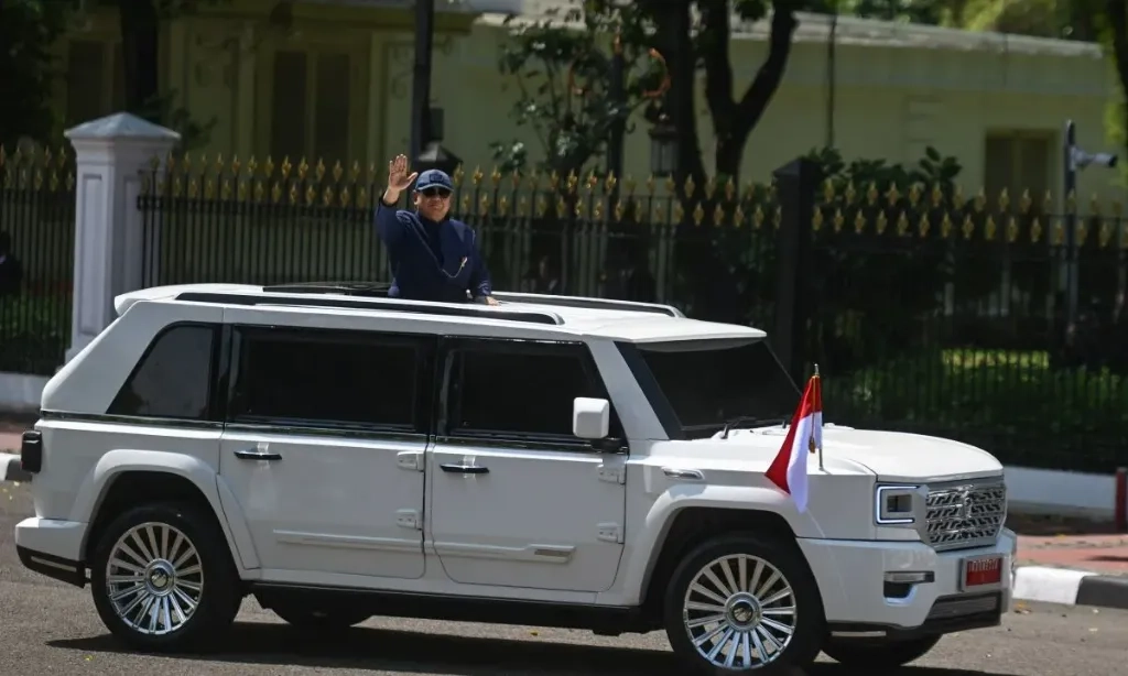 <p>Kemenkeu Klarifikasi Pernyataan Wamenkeu Anggito Terkait Mobil Maung</p>