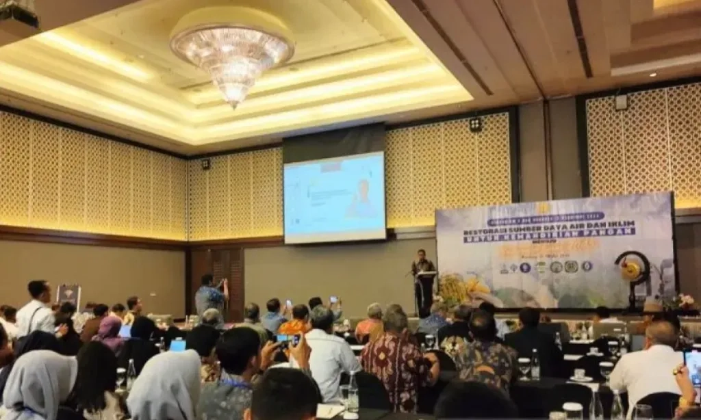 <p>Rumuskan Strategi Kemandirian Pangan, Ahli Meteorologi Pertanian Kumpul Di Bandung</p>