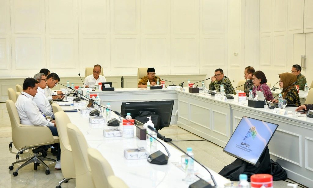 <p>Menperin-Menteri PPN Diskusikan Sektor Manufaktur Untuk Penggerak Ekonomi </p>