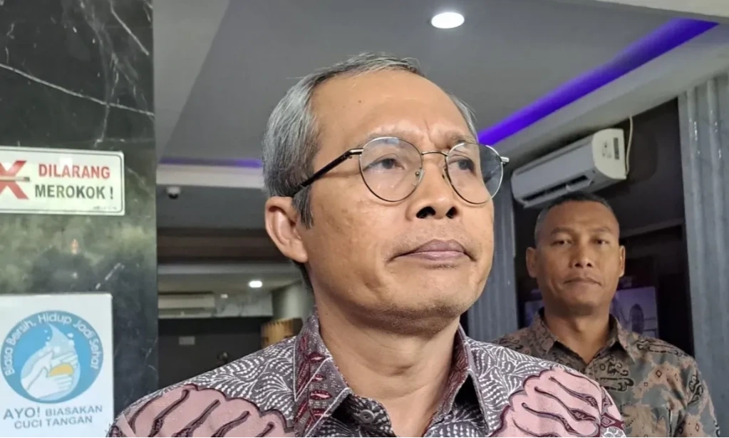 <p>Alex Marwata Gugat Larangan Pimpinan KPK Bertemu Pihak Beperkara</p>