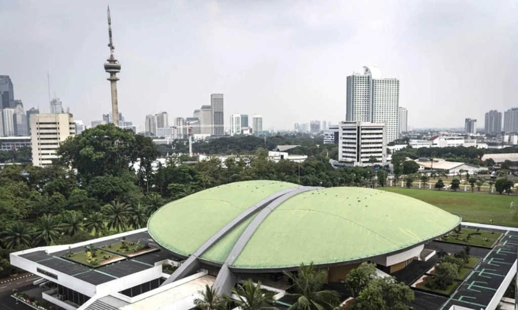 <p>Mulai Hari Ini, DPR Putar Lagu Indonesia Raya&nbsp;</p>