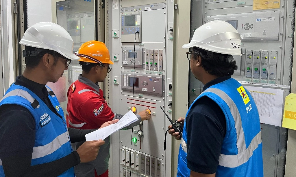 <p>PLN Rampungkan Proyek SUTT Di Tanah Borneo</p>