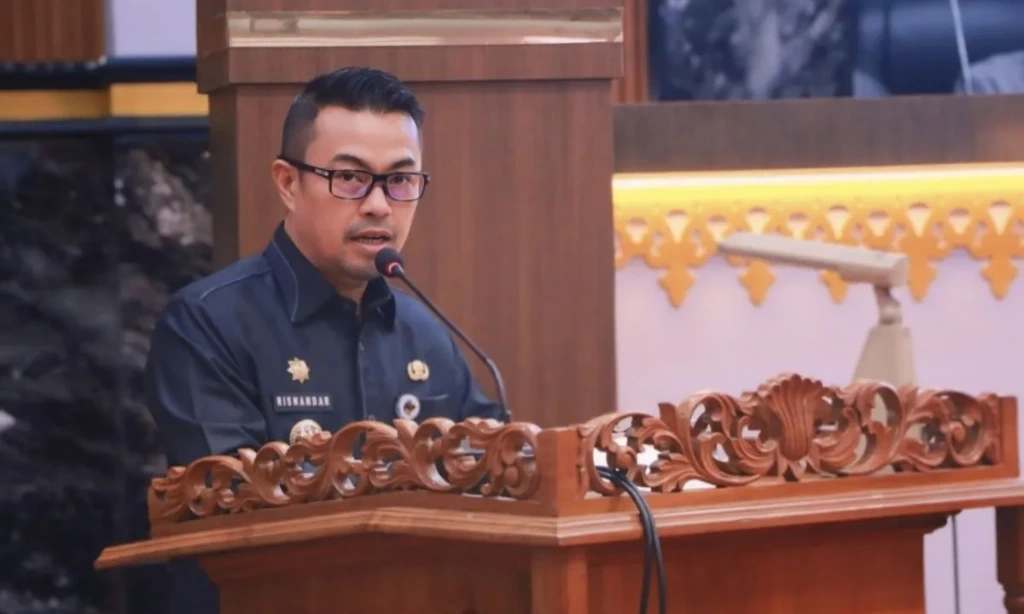 <p>KPK Sita Uang Rp1 Miliar Di OTT Pj Wali Kota Pekanbaru</p>