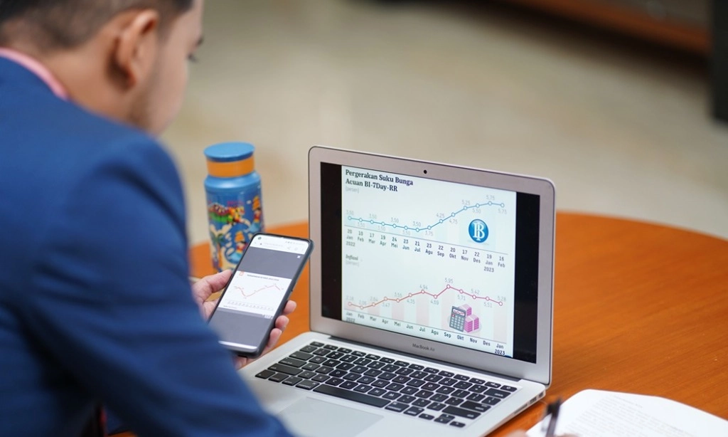 <p>BI: Posisi Kewajiban Neto Investasi Internasional RI Kuartal III Naik Jadi US$274 M</p>