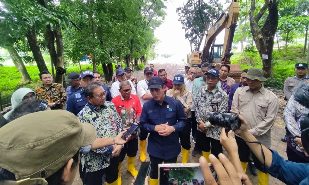 <p>DLH Kalsel Upayakan Tutup 2 TPA <em>Open Dumping</em></p>