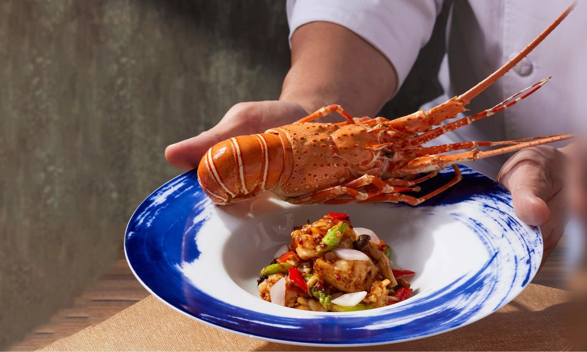 <p>Kisah Lobster: Dari Menu Si Miskin Hingga Hidangan Mewah</p>