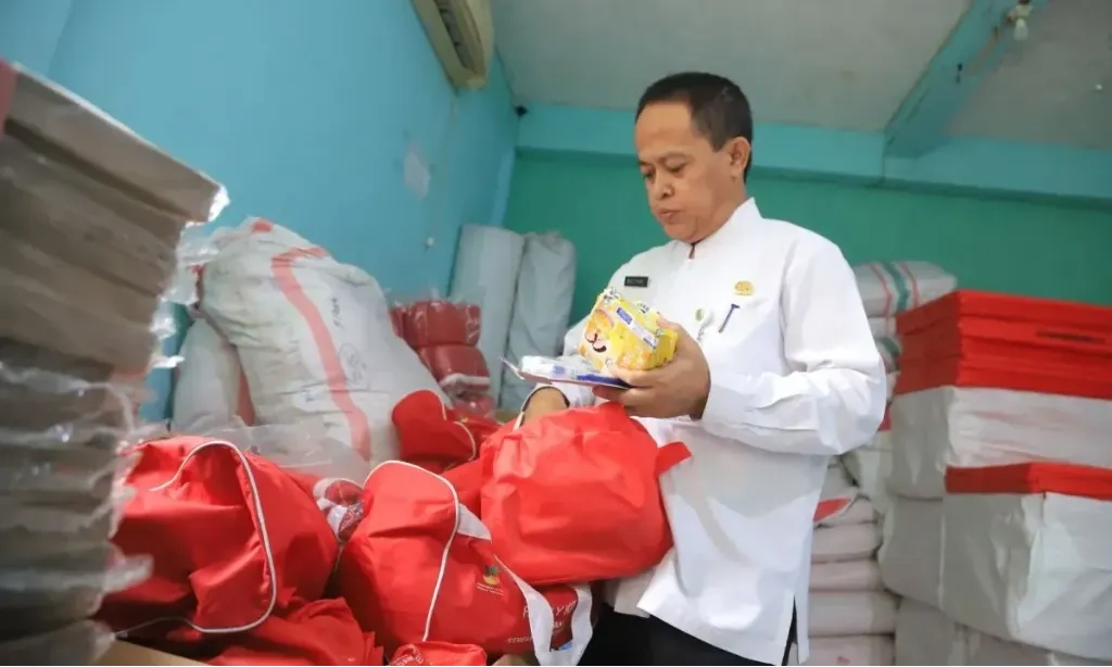 <p>Dinsos Tangerang Pastikan Cek Berkala Masa Kedaluwarsa Bantuan Bencana</p>