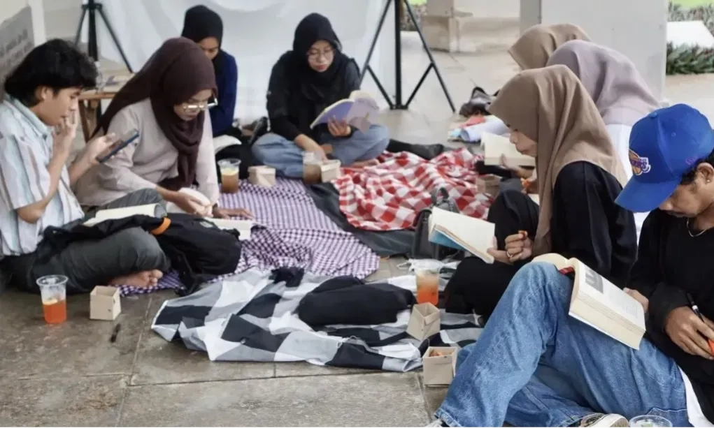 <p>Menko Pratikno Harap Mobilitas Vertikal Anak Muda Bertambah</p>