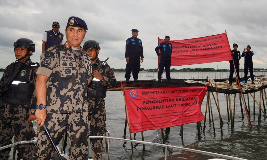 <p>Kiara Duga KKP Tahu Pagar Laut Kabupaten Tangerang</p>
