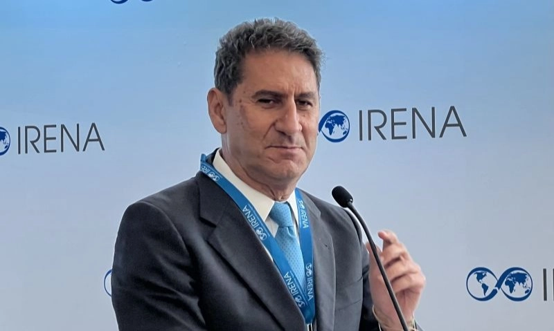 <p id="isPasted">IRENA: Transisi Energi Indonesia Tuai Perhatian Khusus</p>