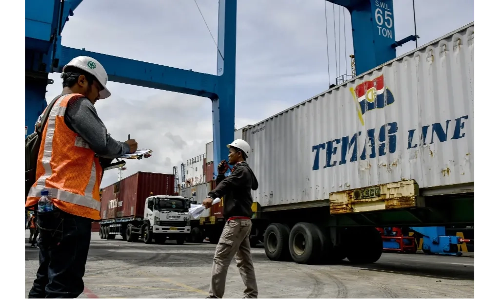 <div dir="auto" id="isPasted">Surplus Neraca Dagang 2024 Indonesia Menipis, Tiongkok Unggul Sumbang Defisit</div>