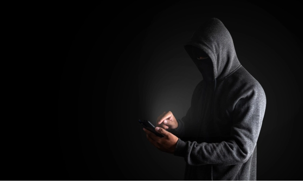 <p>Kejahatan Siber <em>Deepfake&nbsp;</em>Akan Makin Marak Di Asia Pasifik Pada 2025</p>