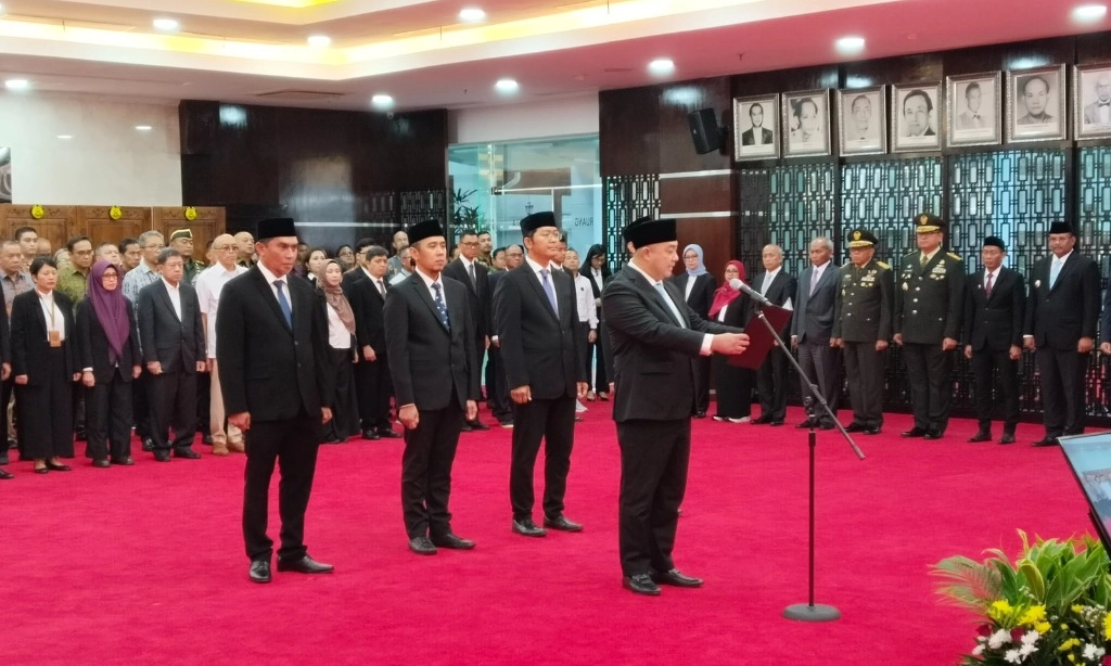 <p id="isPasted">Ini PR Dari Bahlil Untuk Dirjen Migas Yang Baru</p>