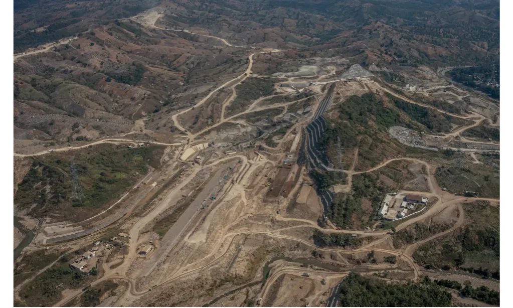 <p id="isPasted">Pemerintah Berencana Keruk Sedimen Bendungan Bili-Bili dan Bissua</p>