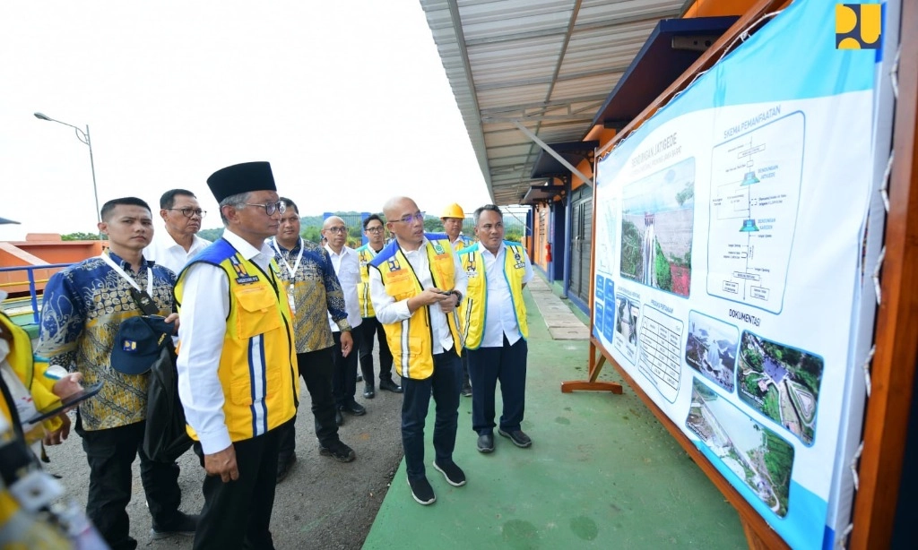 <p id="isPasted">Menteri PU Sebut Bendungan Jatigede Tingkatkan Produksi Padi 2,5 Kali</p>