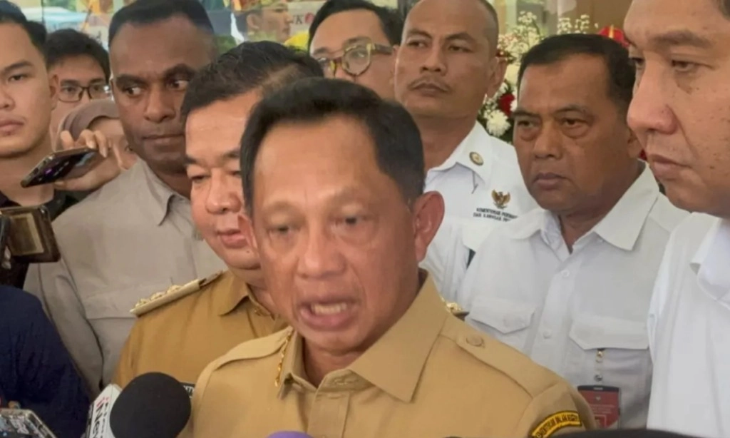 <p>Mendagri: Pergub DKI 2 Tahun 2025 Untuk Melindungi Istri ASN</p>