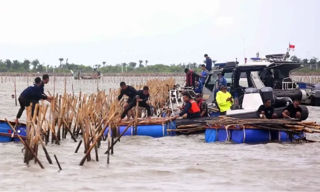 <p>Ombudsman Telusuri Potensi Maladministrasi HGB Dan SHM Pagar Laut Tangerang</p>