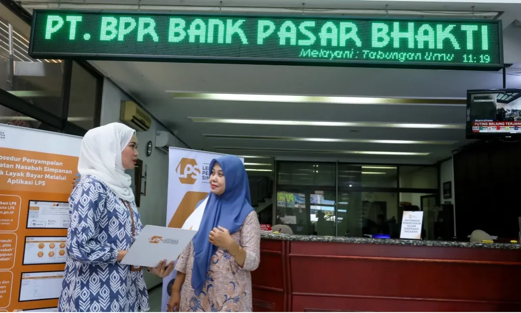 <p dir="ltr" id="isPasted">LPS Optimistis Kinerja BPR Sepanjang 2025 Masih Baik</p>