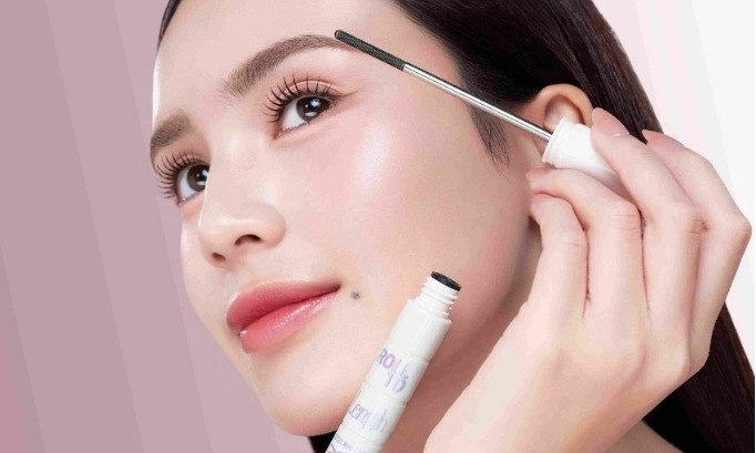 <p>Tips Kreasi Makeup Ala Korea Di Hari Valentine</p>