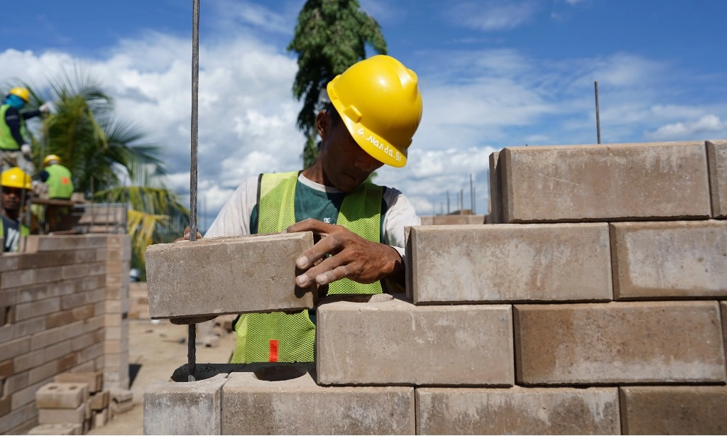 <p>Semen Indonesia Bakal &#39;<em>Full</em> Senyum&#39; Dengar Kabar Investasi Perumahan Qatar</p>