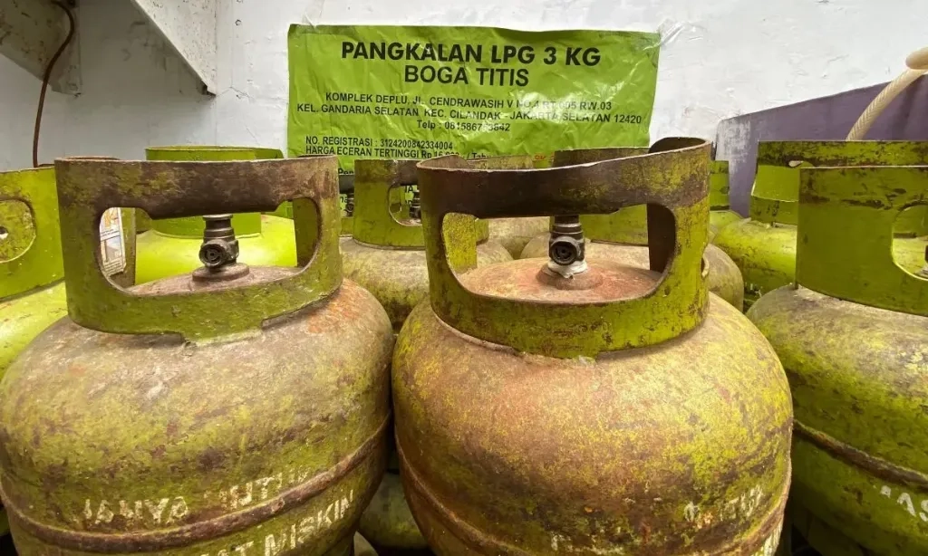 <p>Agen Resmi Pertanyakan Fungsi Foto KTP Dalam Pembelian Elpiji 3 Kg &nbsp; &nbsp; &nbsp; &nbsp; &nbsp;</p>