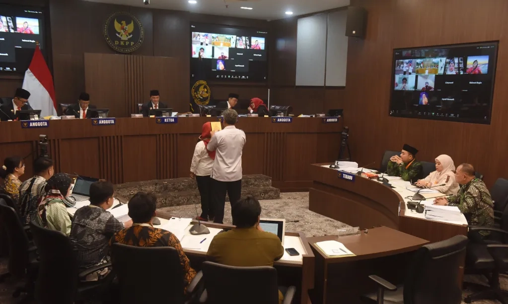 <p>DKPP Dinilai Perlu Dipisah Dari Kemendagri</p>