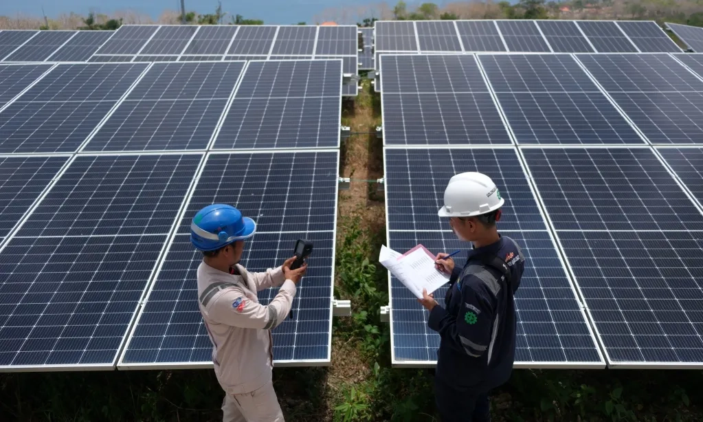 <p>Studi: Tenaga Surya Opsi Terbaik RI Kejar Target 75 GW Lebih Cepat</p>