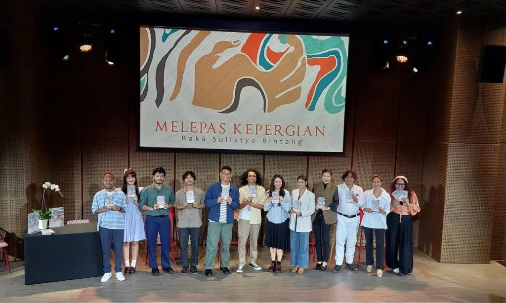 <p>Felix K. Nesi Hadirkan Eksperimen Padukan Sastra Dan Teater&nbsp;</p>