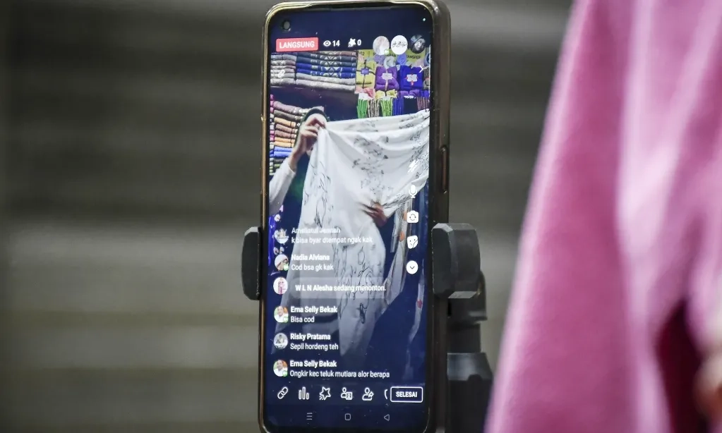 <p>Kiat Beriklan Optimalkan Penjualan&nbsp;</p>