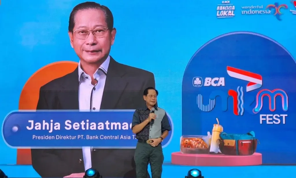 <p dir="ltr" id="isPasted">BCA (BBCA) Bakal Ganti Dirut, Siapa Calonnya?</p>