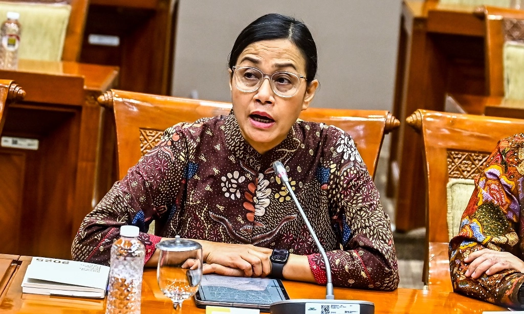 <p>Sri Mulyani Larang PTN Naikkan UKT Mahasiswa</p>