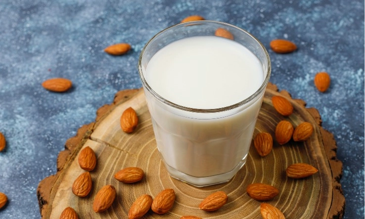 <p>Susu Almond Sumber Kalsium Orang Intoleransi Laktosa</p>