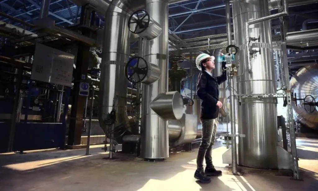 <p>Smartfren Dan Siemens Berkongsi Kembangkan<em>&nbsp;Smart Manufacturing</em></p>