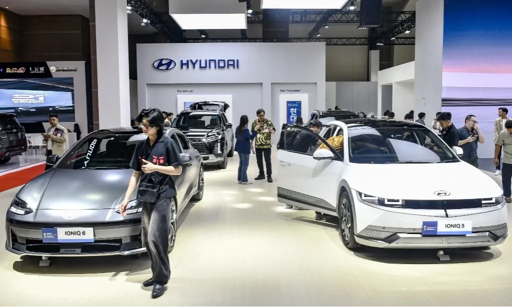 <p id="isPasted">Bos IBC Ungkap Penjualan Mobil Listrik Meroket 200% Pada 2024</p>