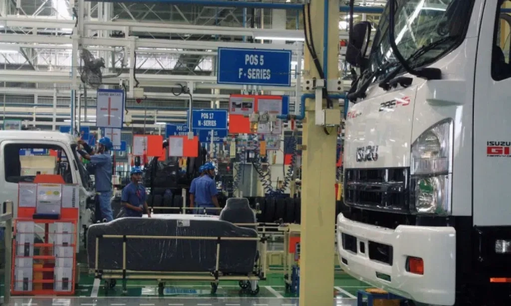 <p id="isPasted">Karawang Yakin Tetap Jadi Daerah Sasaran Investor Di 2025</p>