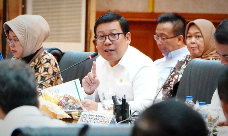 <p id="isPasted">Pemerintah Gelar Operasi Pasar Mulai 24 Februari</p>