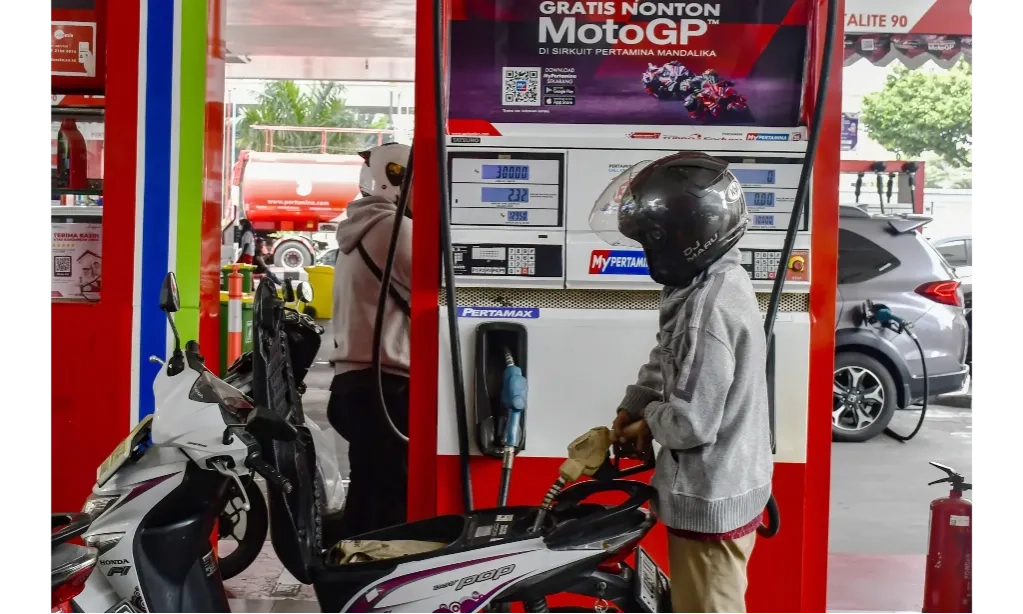 <p>BPKN: Dugaan Pengoplosan Pertamax Mencederai Hak Konsumen</p>