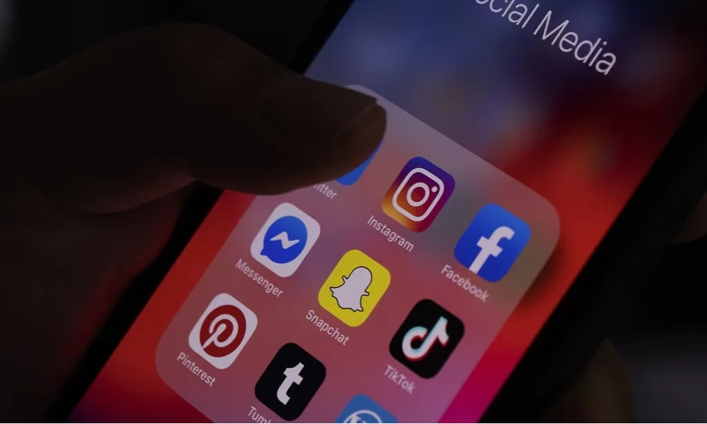 <p>BNPT Putus Akses 3.000 Akun Medsos Terkait Radikalisme</p>