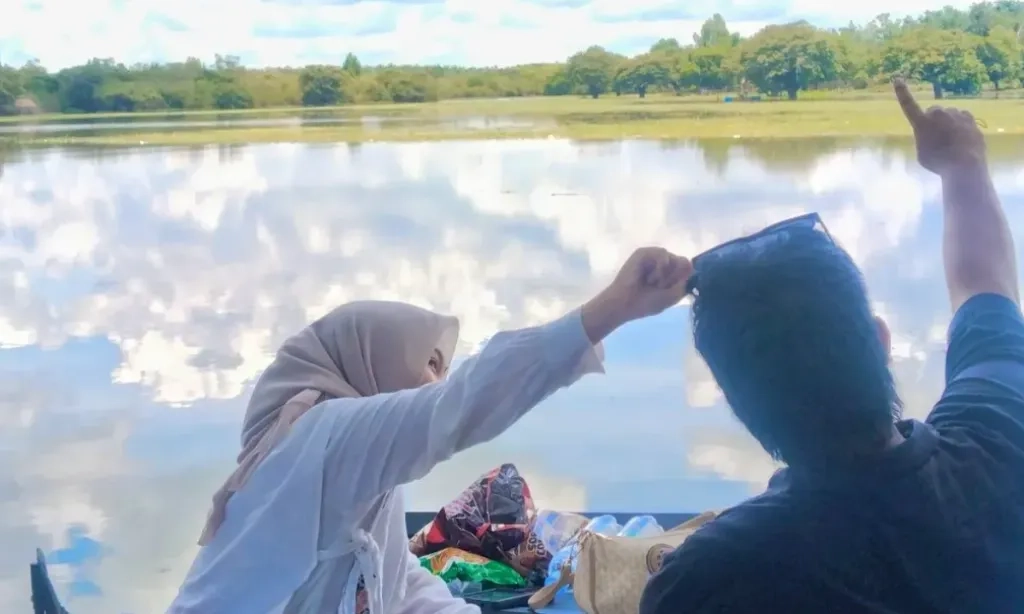 <p>Muara Enim &quot;Sulap&quot; Lahan Pertanian Gagal Panen Jadi Lokasi Wisata</p>