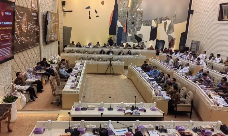 <p>KPU Usul Pemungutan Suara Ulang Pilkada Digelar Sabtu</p>