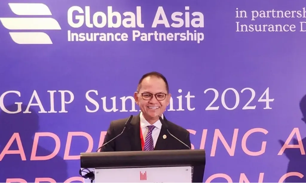 <p>OJK Susun Tiga Aturan Terkait Tata Kelola Industri Asuransi</p>