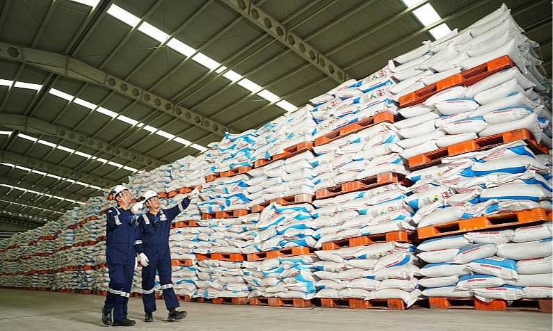 <p id="isPasted">Pupuk Indonesia Bantah Dugaan Manipulasi Laporan Keuangan</p>