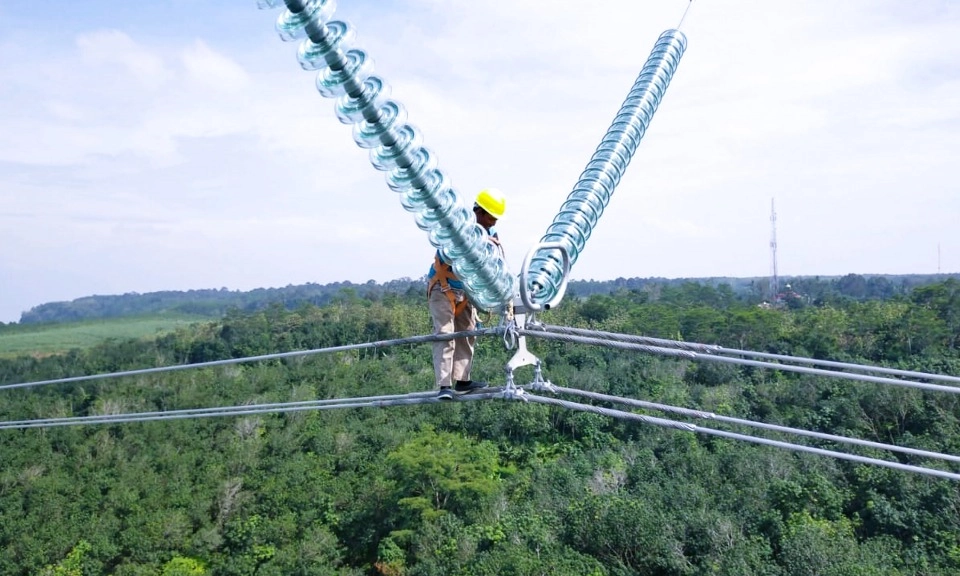 <p id="isPasted">Dirjen EBTKE Pastikan Energi Bersih Pegang Porsi Besar RUPTL 2025-2034</p>