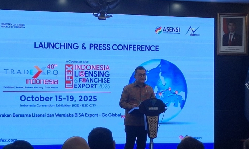 <p id="isPasted">Kemendag Dorong Peningkatan Perdagangan Waralaba dan Lisensi Indonesia</p>