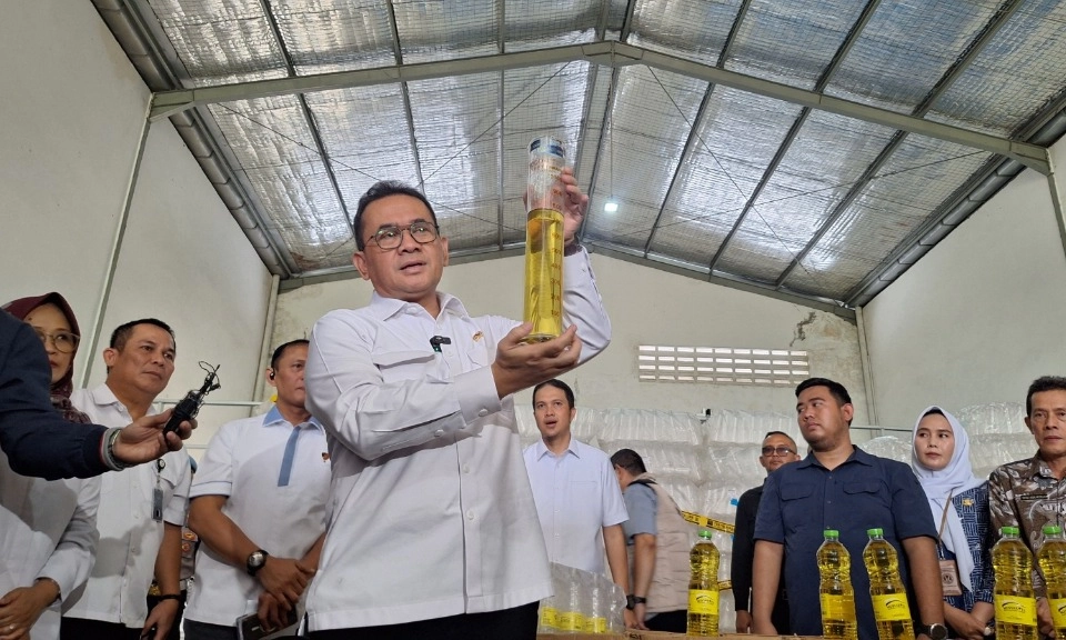 <p id="isPasted">Kemendag Bakal Usut Jenis MinyaKita Tak Sesuai Takaran</p>