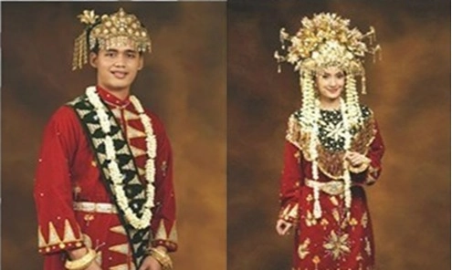 <p>Baju Paksian Tercatat Sebagai Kekayaan Intelektual Komunal</p>