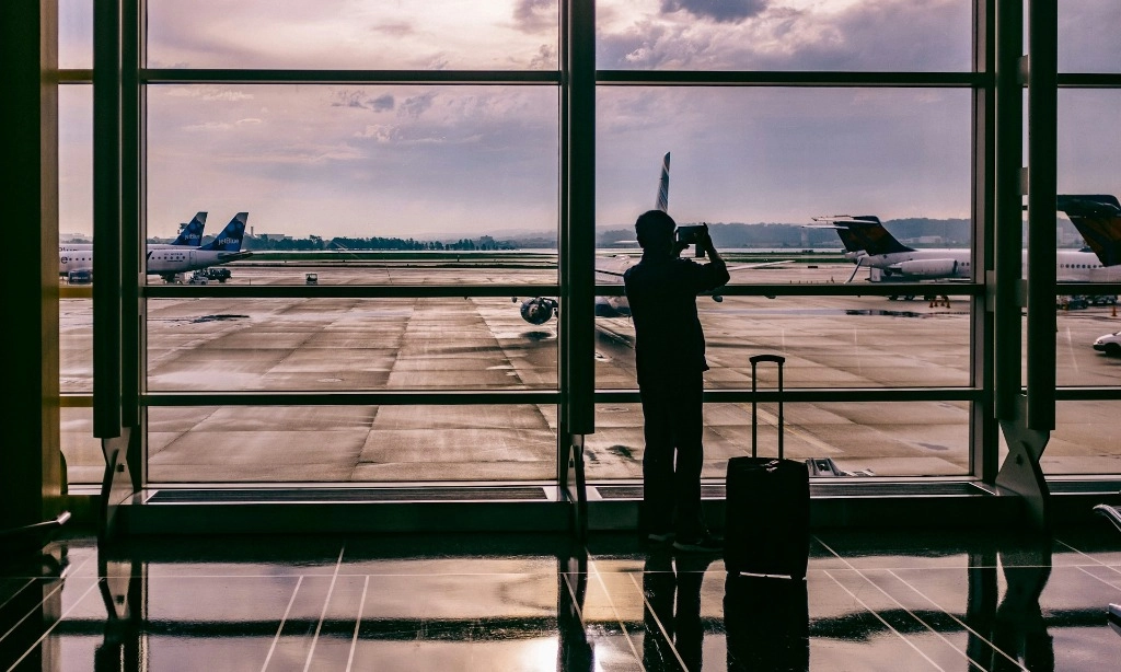 <p>Menghindari Penipuan Saat Mengajukan Visa Liburan</p>