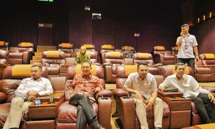 <p>Film Menjadi Salah Satu Alat Penting Untuk Literasi Sejarah</p>